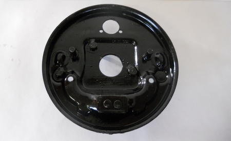 Bremsträgerplatte vorn links Fiat 126 P