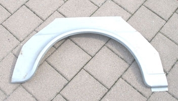 Painel de reparo do arco da roda traseira direita Fiat 126