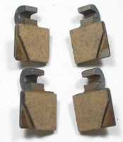 Satz Bremsklötze für Handbremse Fiat 2300, Fiat Dino 2000, Ferrari, Maserati (+ 120€ Pfand)