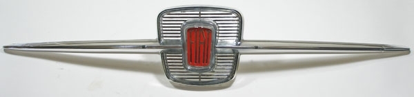 Front trim piece Fiat 600 D - Seat 770 S