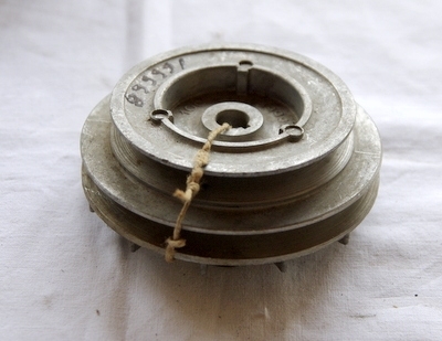 Poulie d'alternateur Fiat 600