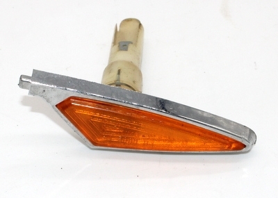 Knipperlicht aan de rechterkant van Fiat 125