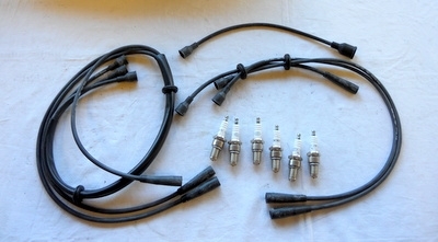 Satz Zündkabel und Zündkerzen Fiat 130