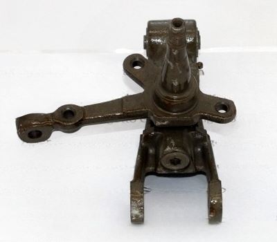 Achsschenkel links (Überholt) Fiat 126 P, Fiat 126 Bis (+50,00 € Pfand)