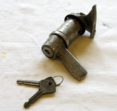 Kofferraumschloß Fiat 1100 103